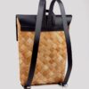 Bolso para mujer con guarda en cuero y manija